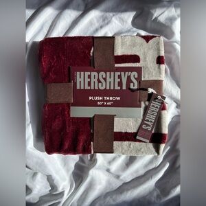 Hershey's Plush Throw Blanket